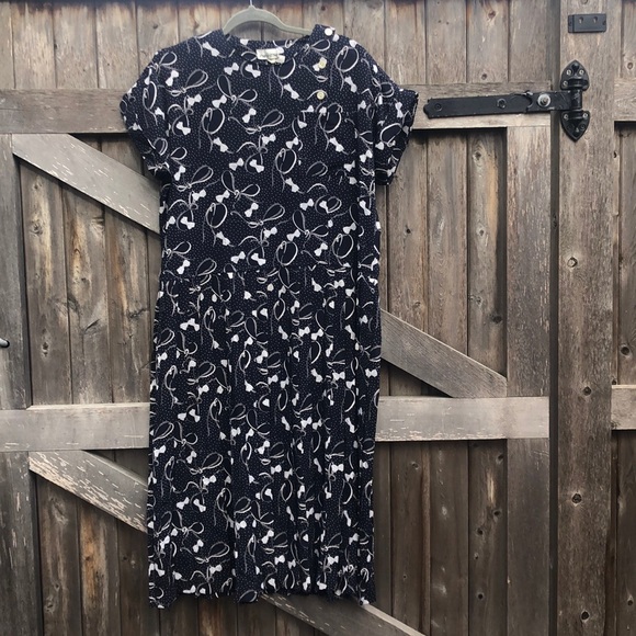 Vintage Dresses & Skirts - $5 Sale ❤️ Vtg Dropwaist Dress